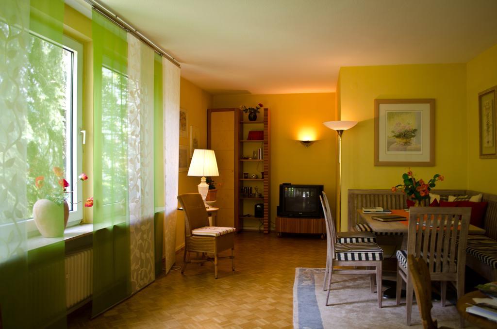 Haus Helvetia Bed & Breakfast Bad Orb Luaran gambar